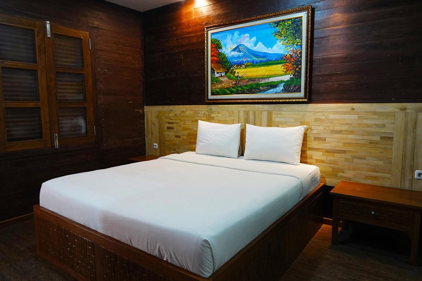 Baratha Hotel & Resto Bondowoso Exterior foto
